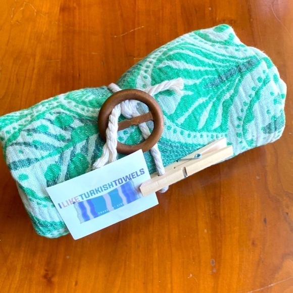 FREE Gift Wrap Rope Belt Hand Crafted Wrap Blanket Curtain Tapestry Tablecloth - Picture 16 of 16